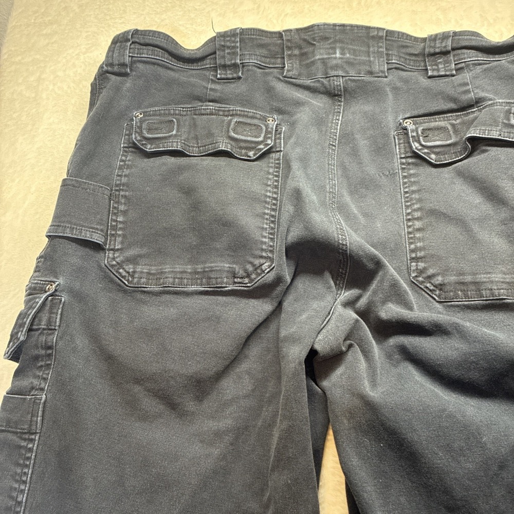 Duluth Trading Flex Fire Hose Cargo Pant Mens Tag-40x32 Fits-38x29 Black Utility - Picture 11 of 16